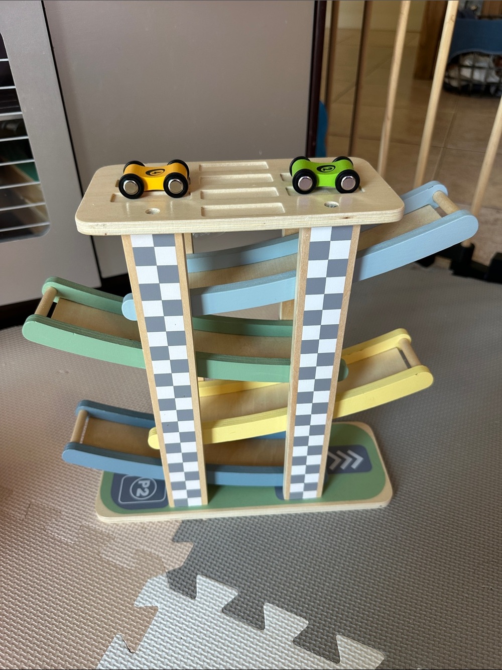 Wooden Racing Ramp Toy - Yellow & Green Cars